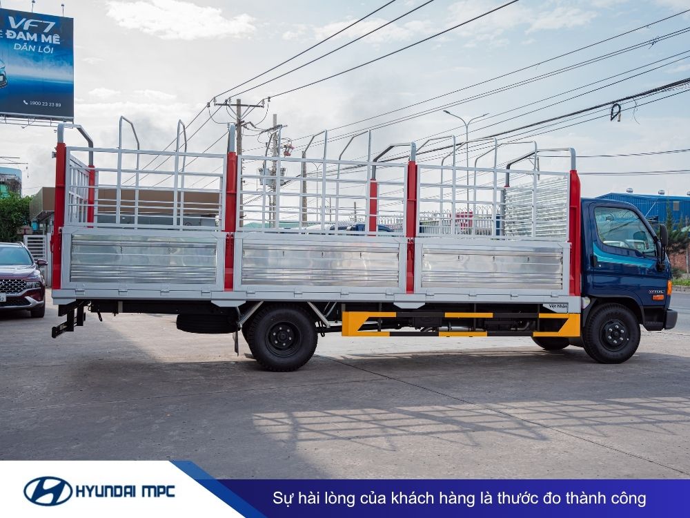 Xe tải Hyundai Mighty 110XL thùng mui bạt 7T dài 6.3m